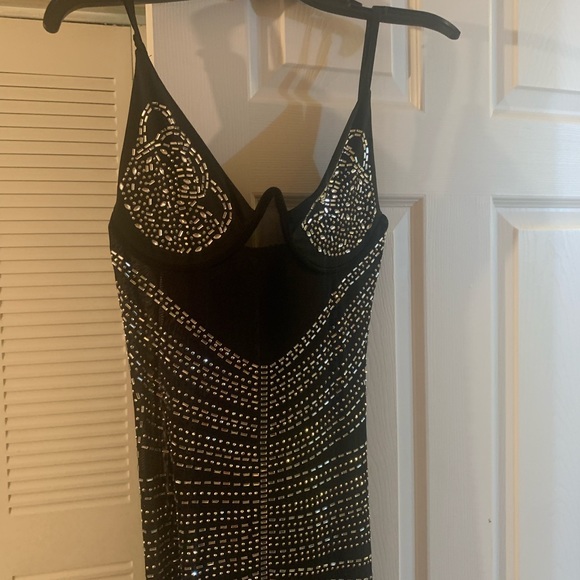 STRAPPY MESH RHINESTONE EVENING COCKTAIL DRESS. - Picture 3 of 5